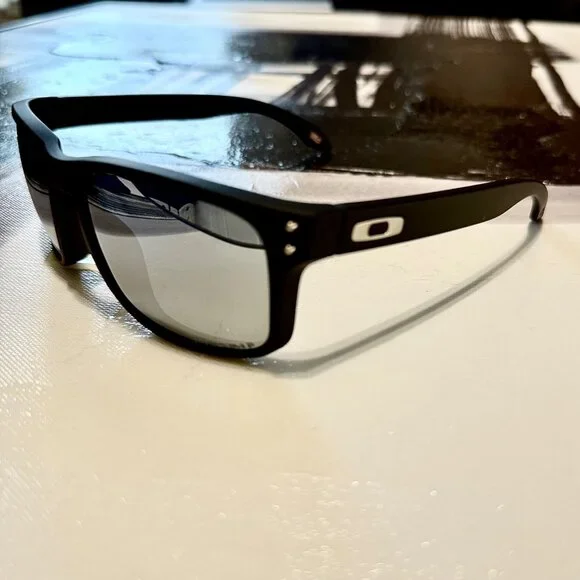 OO9102 Oakley Holbrook Chrome Iridium Prizm Polarized Sunglasses - Picture 2 of 10